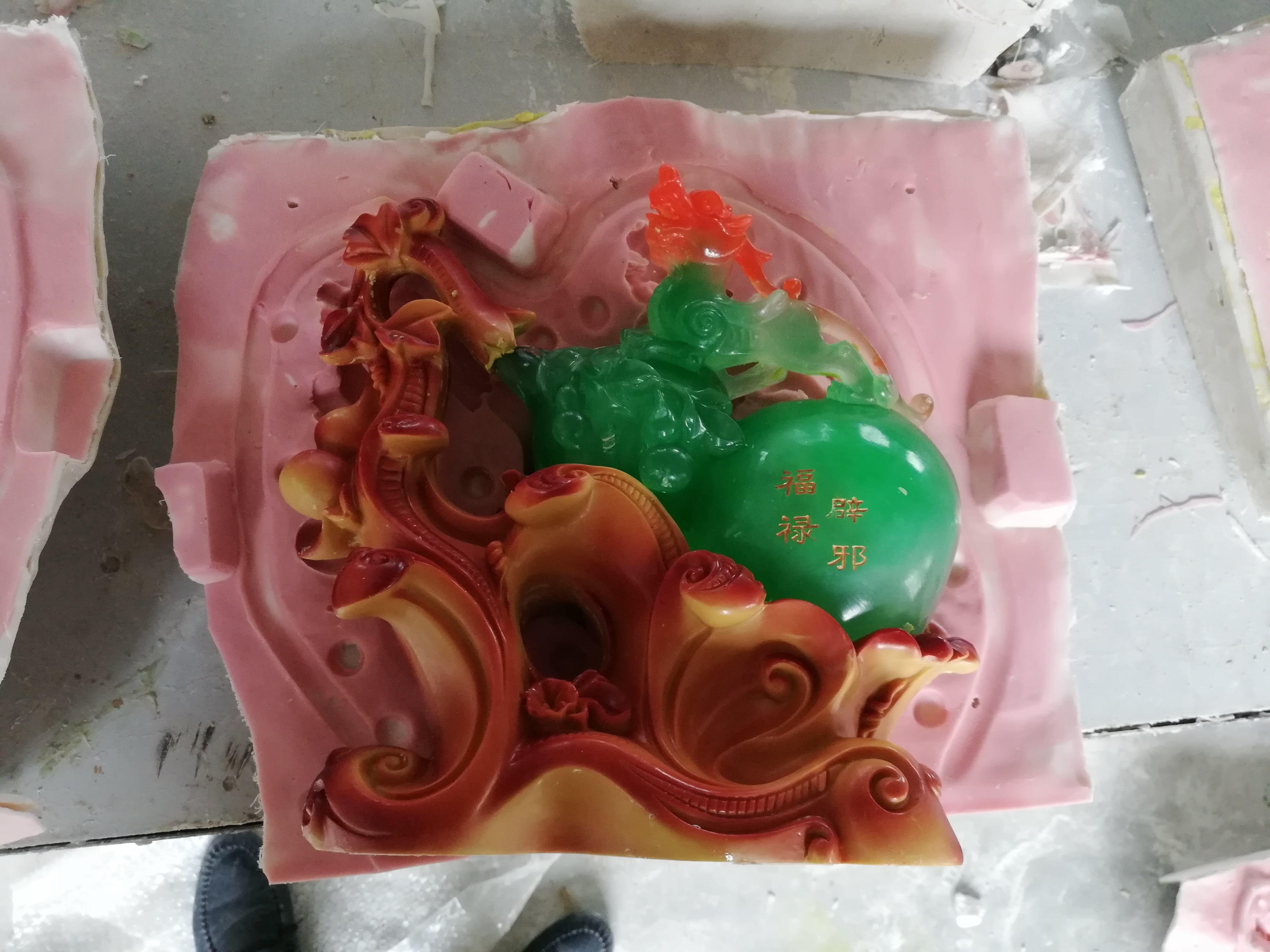 工業(yè)級(jí)模具硅膠不耐高溫怎么辦？